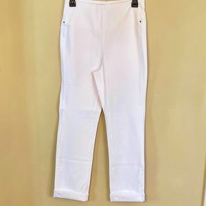 Lysse NY White Pull on Boyfriend Jeans Size M